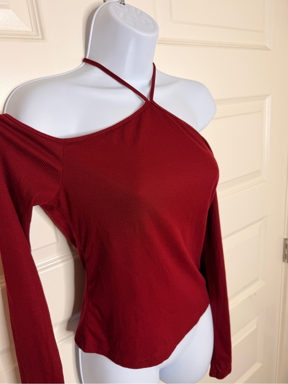 SHEIN Burgundy Cold Shoulder Halter Long Sleeve Top